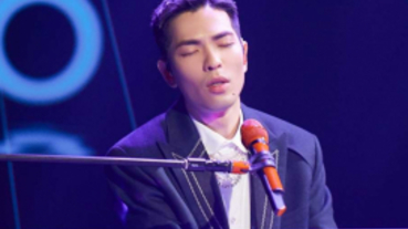 蕭敬騰秀白色鋼琴新吉他 自曝因疫影響樂當「宅男」