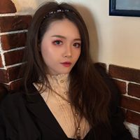 魔女瑟菲拉 ☾ 魔法書房🌶️