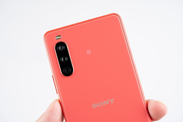 Xperia 10 III 5G延遲與燒機（口罩姬）