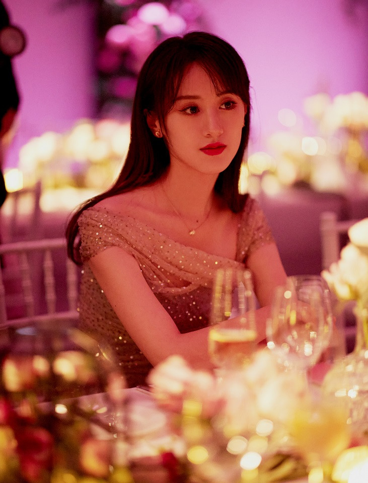 八月明星網路勢力榜TOP 7：袁冰妍