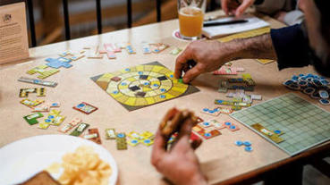 玩桌遊時最討厭碰到的6種人，到底是要滑手機還是玩遊戲！