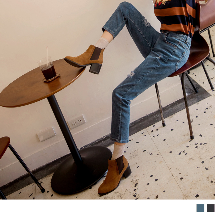 個性抓破自然刷色牛仔男友褲