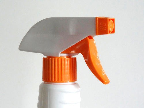 黄ばんだプラスチック を新品同様に戻す裏ワザを紹介 オリーブオイルをひとまわしニュース