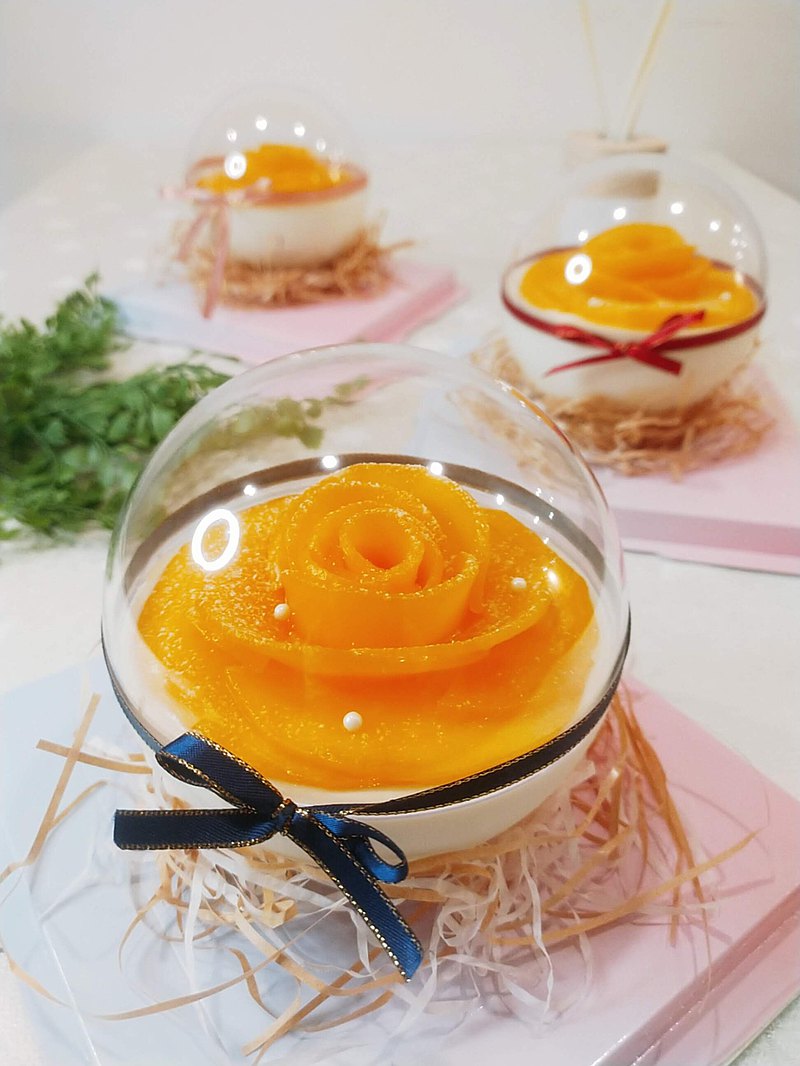 ?要吃~不要胖~? 夏季的芒果~ Carf乳酪做成的生乳酪蛋糕，比一般蛋糕少60%的脂肪， 冷藏像奶酪~冷凍像冰淇淋~ 獻給喜歡健康與怕胖的你or妳