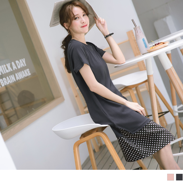 假兩件純色豎壓羅紋拼接點點裙襬短袖洋裝