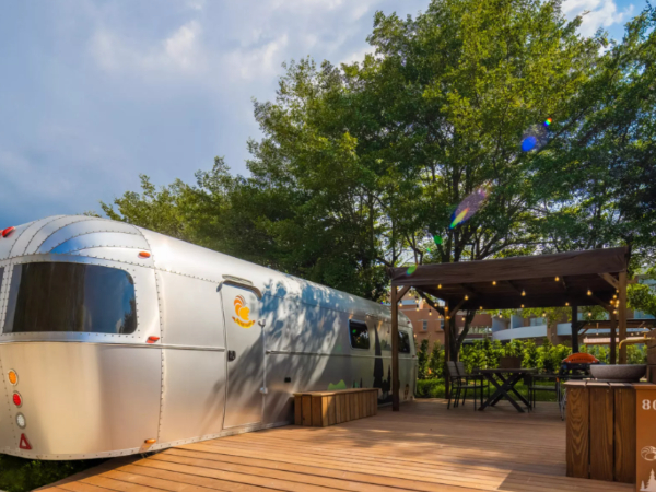 豪華露營車推薦：桃園「朋趣（Bon Chill Glamping）