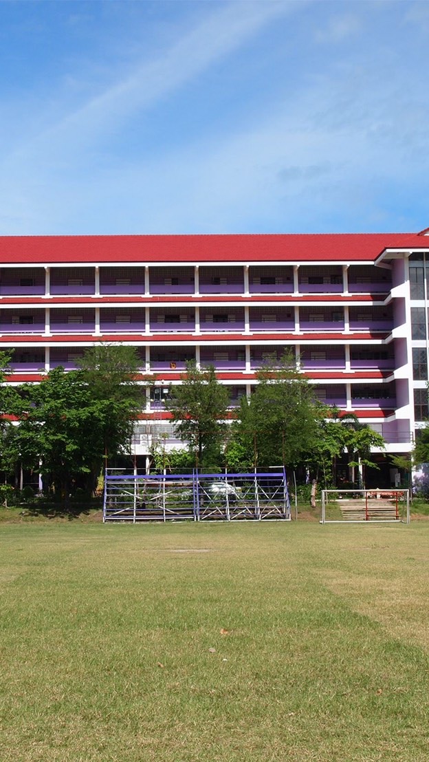 โรงเรียนบอท