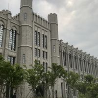 มหาลัยอนิเมะ.
