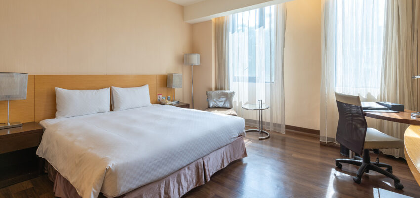 高雄兩天一夜  蓮潭國際會館