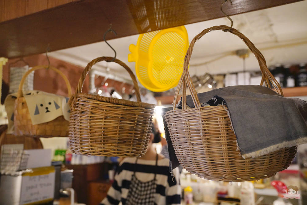 弘大&延南洞咖啡 MOMENT COFFEE (모멘트카페)，美味吐司自己烤，日系雜貨文青風、韓式網美咖啡店