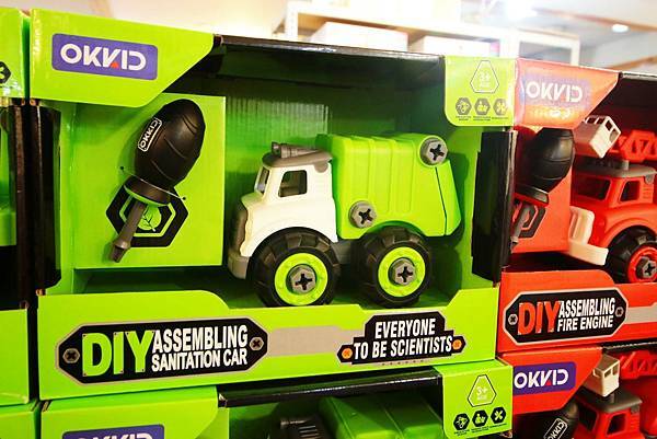 【三重特賣會】PUZZLE拍手童裝、樂米萬件玩具特賣會１折起！上萬種玩具最低只要２０元起，童裝破盤出清價５件２００元更有滿２０００現折２００超殺優惠活動