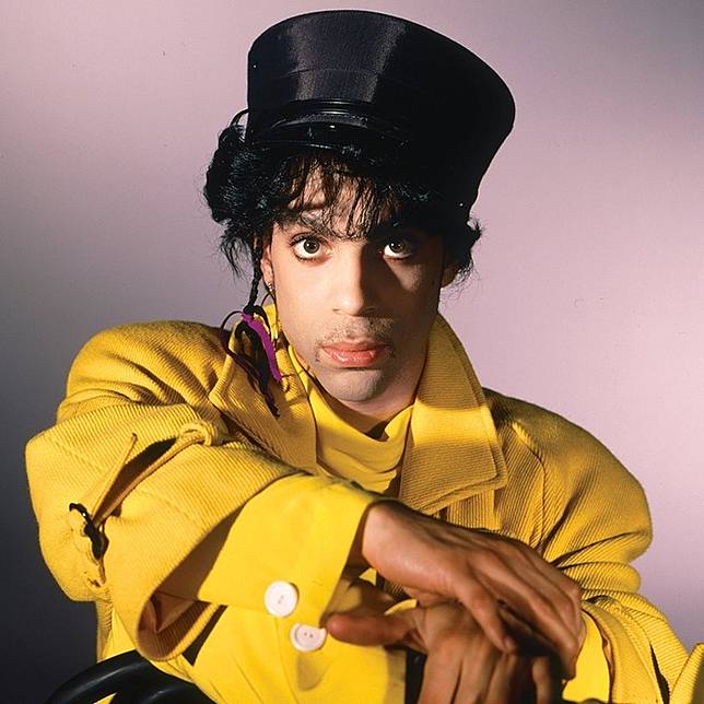 80 年代美國流行音樂代表人物prince Urban Decay 將推出以他為靈感的美妝系列 Ming S Line Today