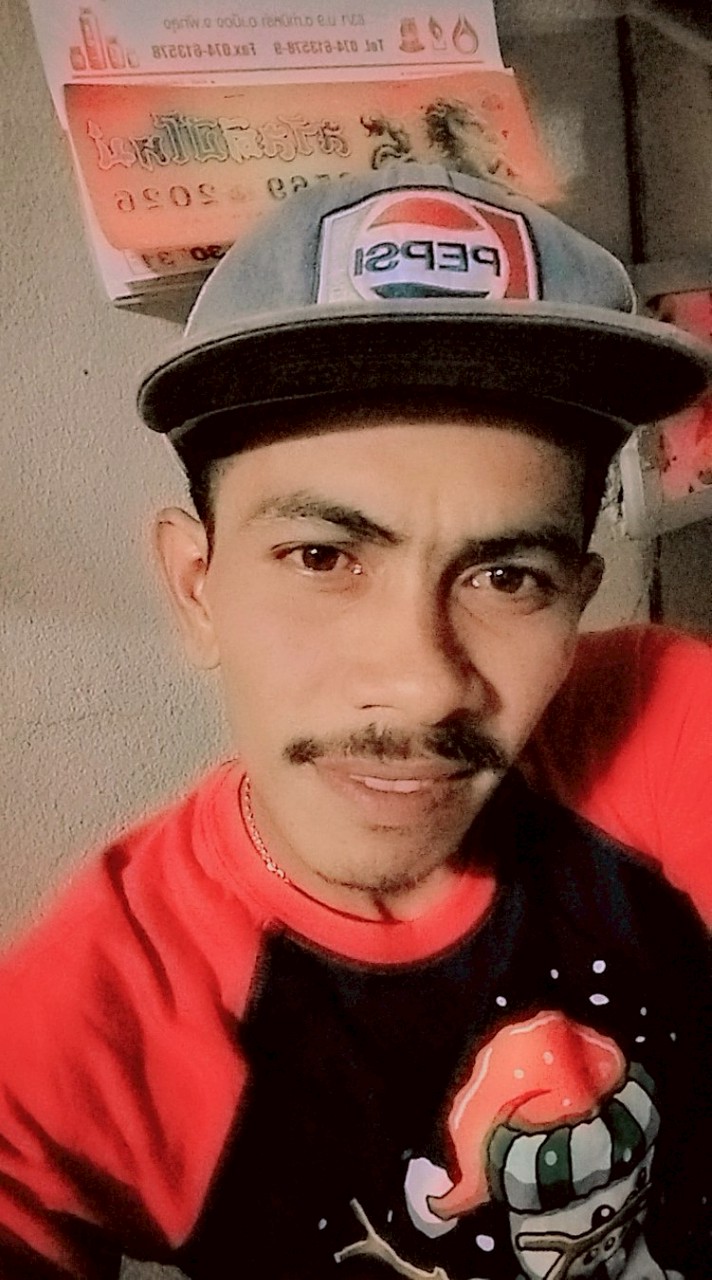 วราวุธ หนูสุ้น