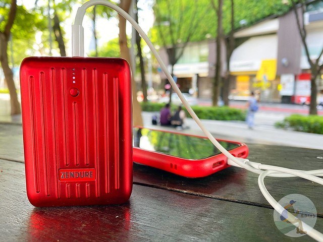 行動電源推薦-10000mAh SuperMini PD快充行動電源