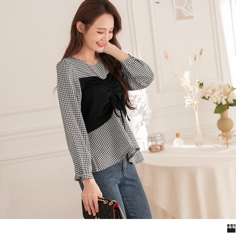 採用質地柔軟且細緻的面料， 親膚手感自在穿著體驗。 假兩件拼接上衣高CP值，2way穿法~ 實搭的上衣款式&抽繩綁帶打造出馬甲視覺， 豐富視覺層次感， 兩種Look都能打造出迷出人的品味氣息~ 此款1