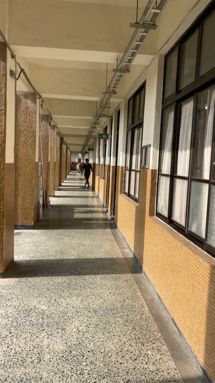 臺南一中發問閒聊區