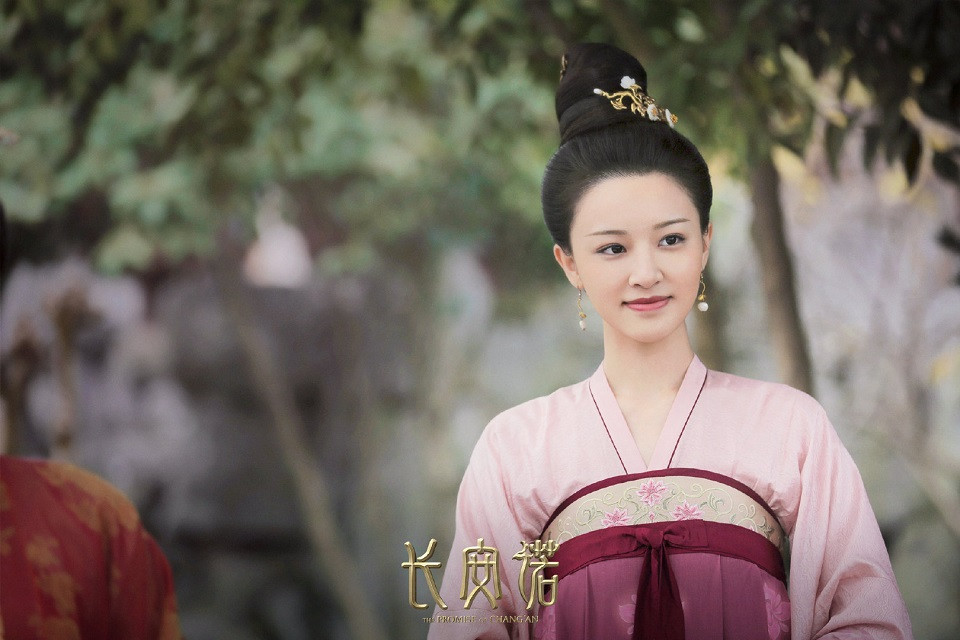 古裝劇《長安諾》后宮娘娘2：梁婧嫻 飾演 凌蓁兒