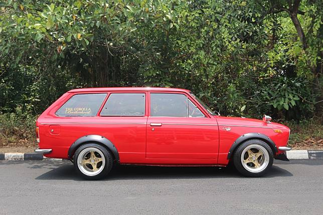 Ceper Bukan Settingan Corolla Wagon Ke16 Modal Pelek Retro Keren Gridoto Line Today