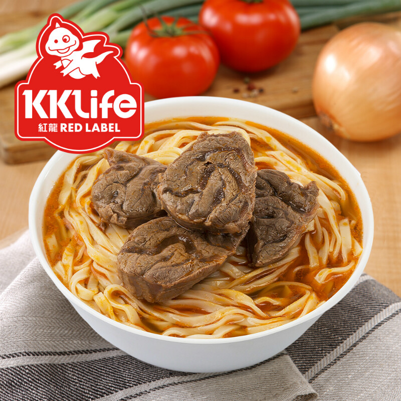 KK Life-紅龍 商品種類：牛肉麵 內容量 ：1.64kg/盒【牛肉湯600g(固形量105g/包)*2包，麵220g*2包】 保存方式：保持冷凍 -18℃以下 食用方式： 【牛肉湯解凍方法】 (