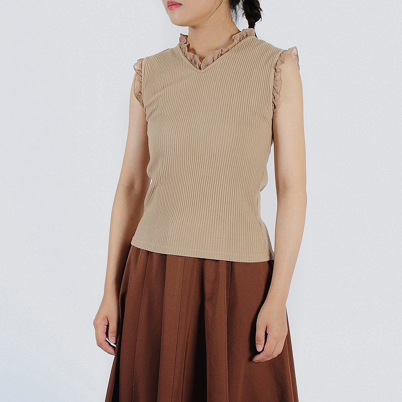 蛋植物嚴選古著，讓人著迷的使用感，特殊復古版型，來嘗試看看有別於一般成衣的服飾吧！