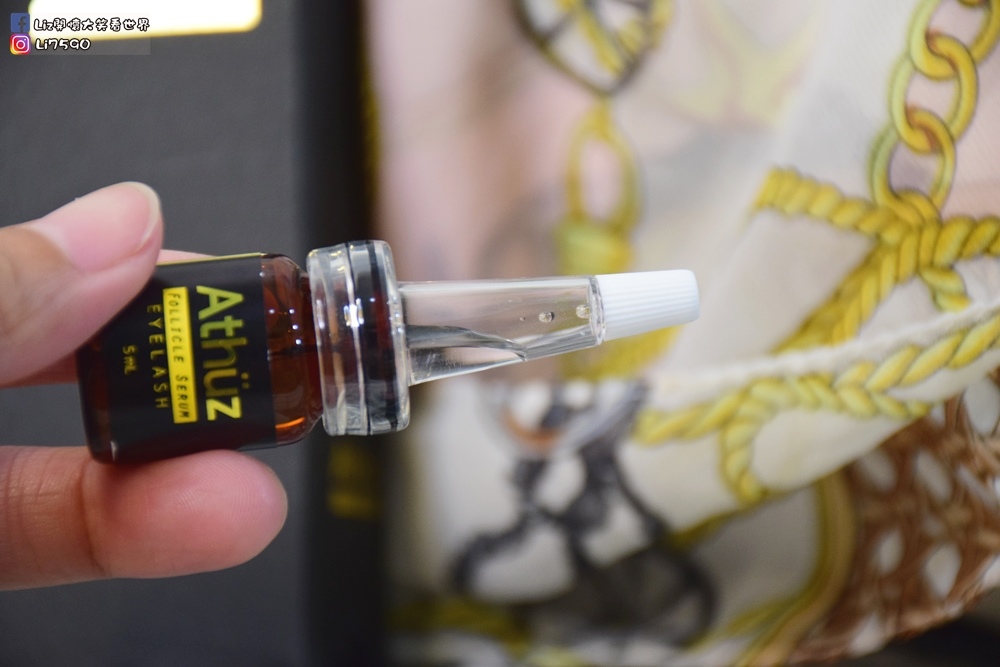 台灣雅色 AUCER睫毛賦活液DSC_0233Liz開懷大笑看世界.JPG