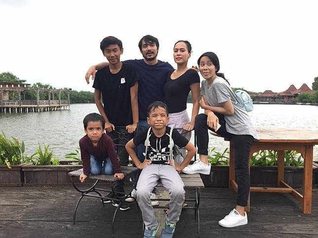 ™ Rumah Makin Rame Deh 9 Artis Ini Punya Anak Lebih dari Tiga, 