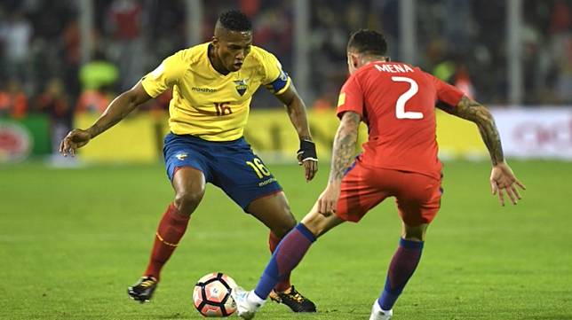 Kapten Timnas Ekuador, Antonio Valencia (kiri) (Martin BERNETTI / AFP)