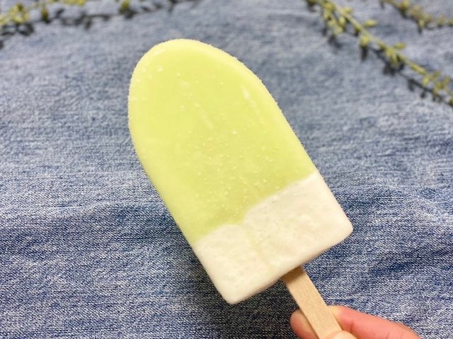 たった87kcal エモい新作アイス メロンソーダ バニラバー はダイエッターの味方 More