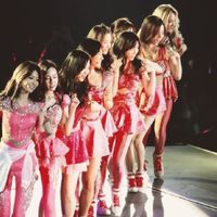 JAPAN🇯🇵少女時代SNSD♡소녀시대  SNSD 17th 𝐀𝐧𝐧𝐢𝐯𝐞𝐫𝐬𝐚𝐫𝐲👑 ̖́-‬