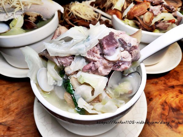 【華人養生雞湯第一品牌，月子餐點首選】雙月食品社 #養身 #月子 #善導寺 #台北美食 (15).jpg