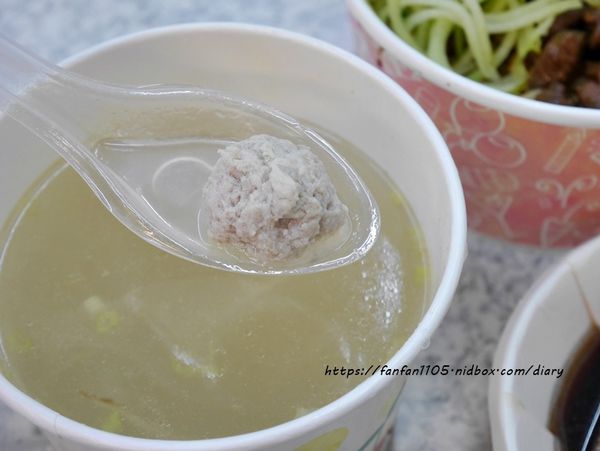 【台北美食】老北京炸醬麵館 #炸醬麵 #紅燒獅子頭飯 #鮮肉丸子湯 #台北小吃 (10).JPG