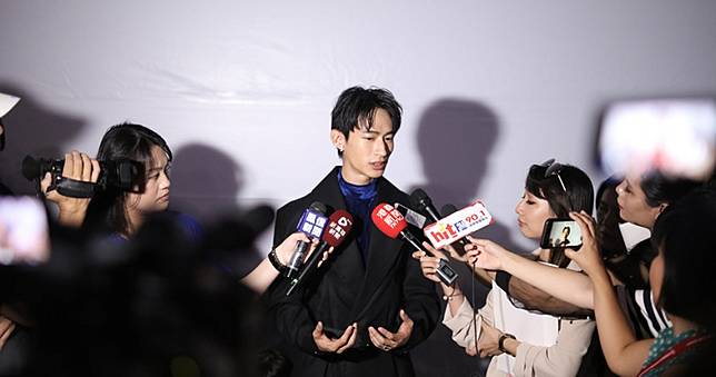 黃河「109秒自尻片」外流　他現身回應…