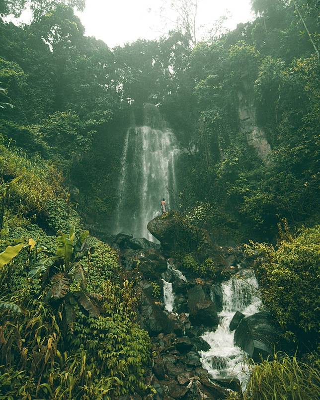 10 Wisata Air Terjun Yang Harus Dikunjungi Di Mojokerto