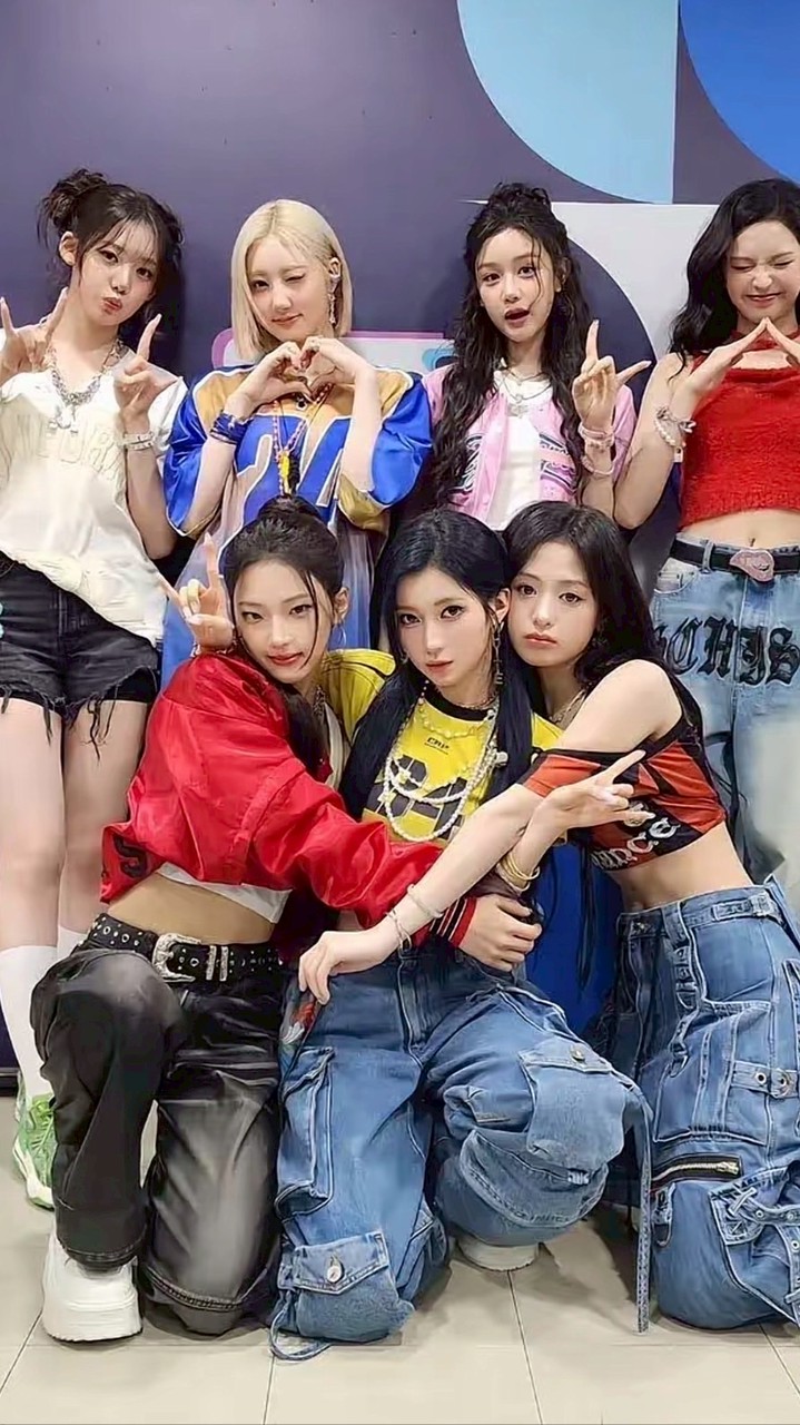 Baby monster 🐰😸