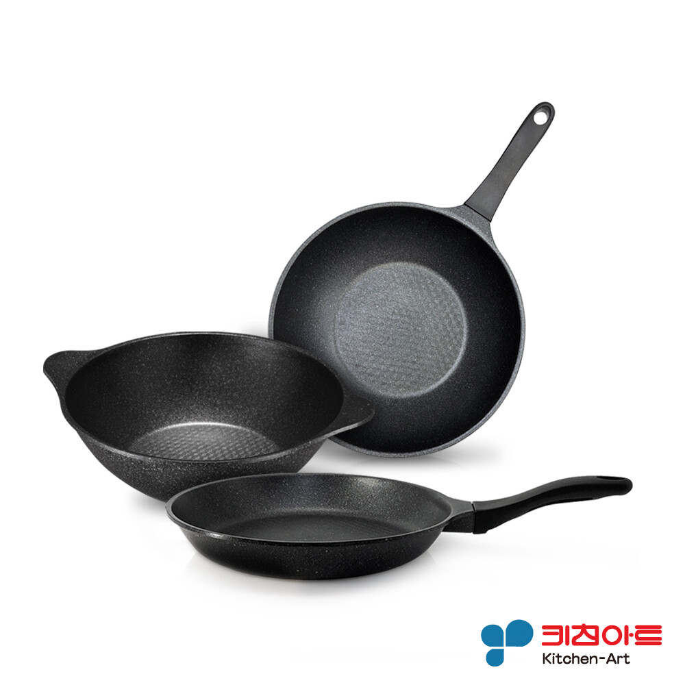 韓國製造原裝進口 雙面原石不沾層包覆 導熱迅速且均勻節省瓦斯 鍋具一體成型無接縫不藏污穢 不沾不黏好清洗 不可思議的輕盈特性 kitchen art韓國原裝黑鈦原石不沾鍋具組(炒鍋+湯鍋or平底鍋任選