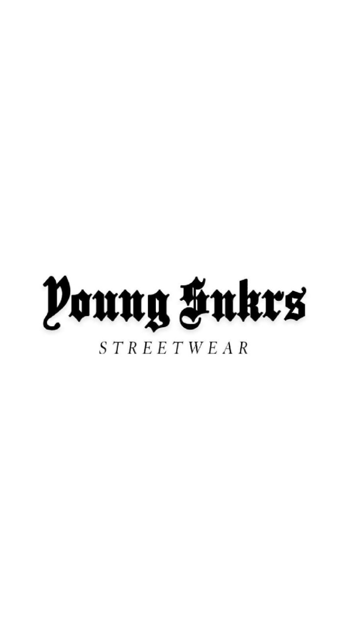YOUNG SNKRS