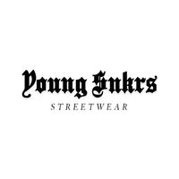 YOUNG SNKRS