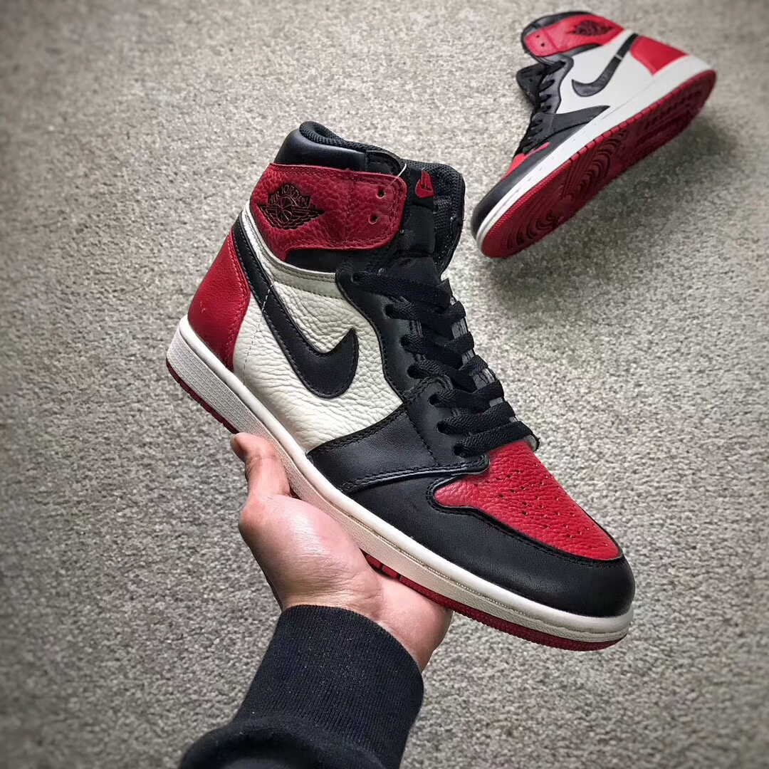 Air Jordan 1 “Bred Toe ” 新款黑脚趾 男款