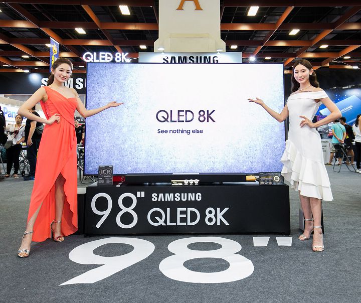 三星 98 吋 OLED 8K 電視在台亮相，售價近 200 萬元，專攻金字塔頂層用戶。
