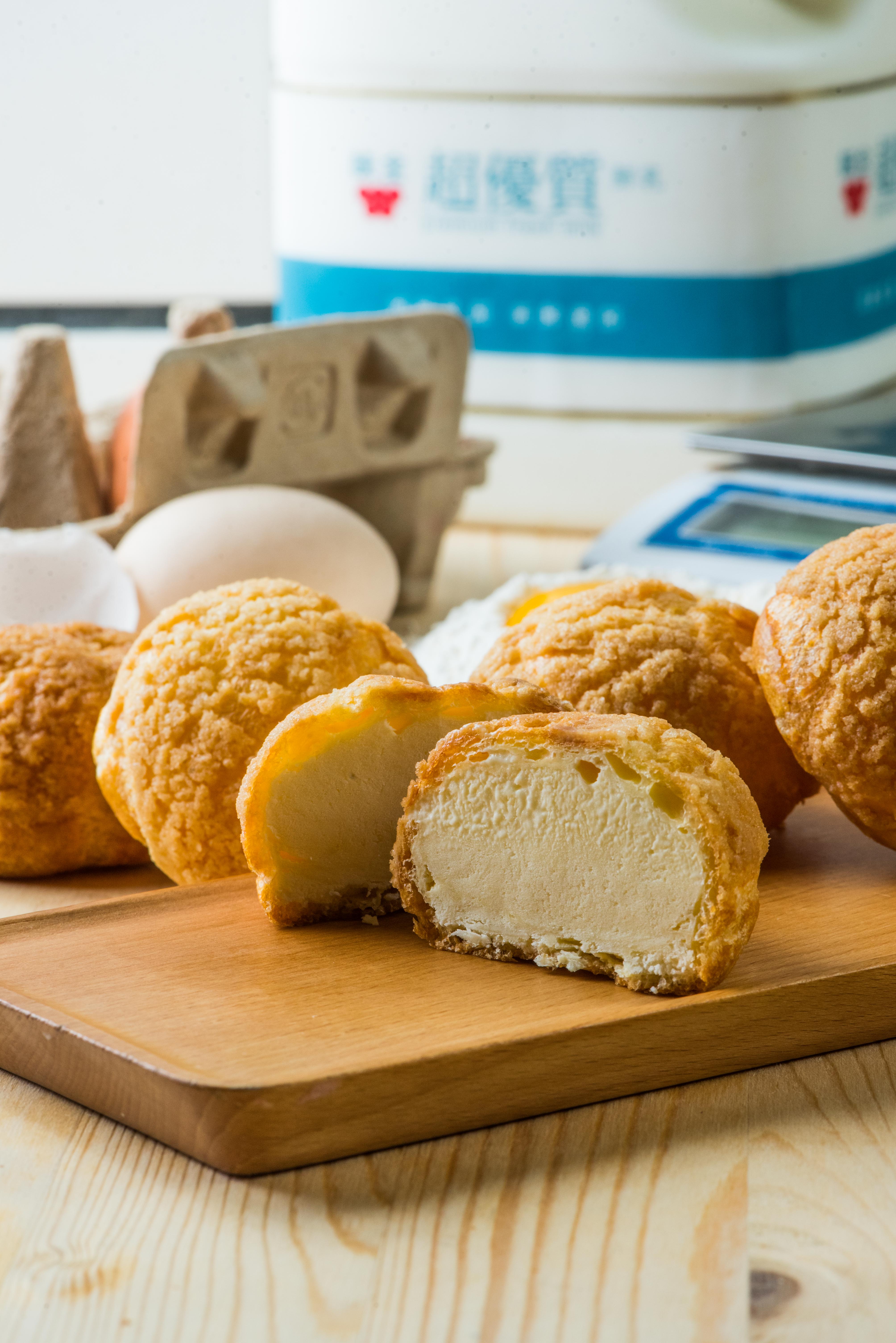 ✦給力✦法式牛奶泡芙10入/盒 人氣團購 點心 甜點 泡芙。人氣店家給力食品的冰心泡芙有最棒的商品。快到日本NO.1的Rakuten樂天市場的安全環境中盡情網路購物，使用樂天信用卡選購優惠更划算！