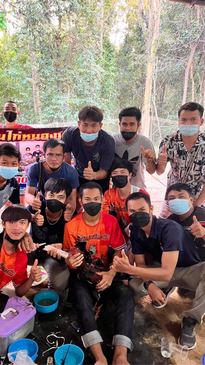ซุ้มKNYรวยเพื่อนทีม