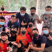 ซุ้มKNYรวยเพื่อนทีม