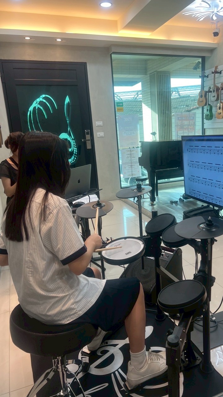 玟希爵士鼓課程/善德老師