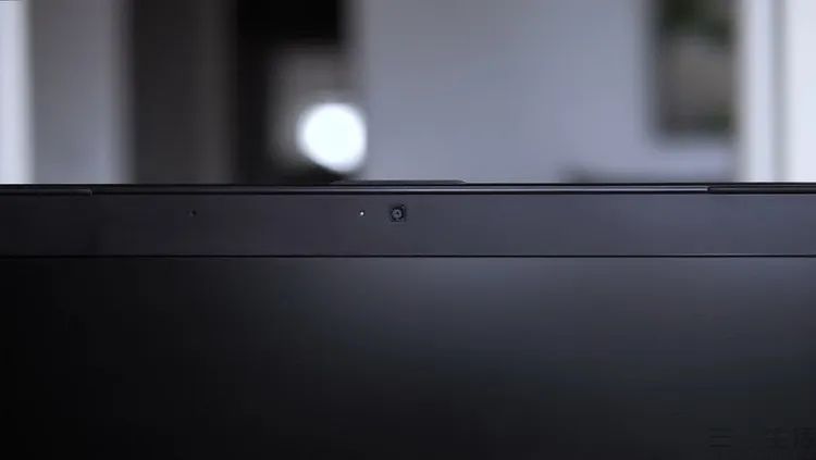 都2020年了，筆電怎麼還在用720P的鏡頭？