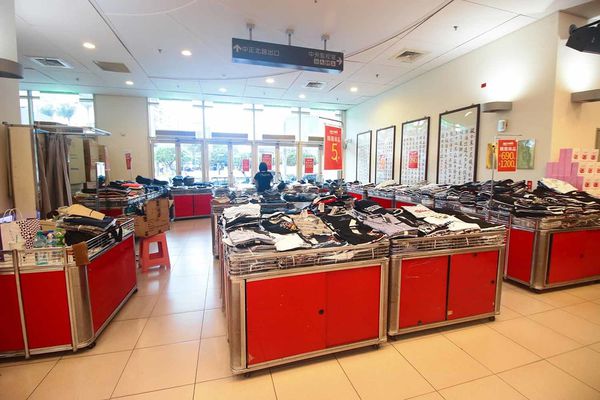 【FY家電挑戰全台最低價！！】全部家電原廠授權原廠保固！夏季家電價格全面４折起，冷氣更是優惠，還有多項好禮，更有其它品牌衣服、兒童玩具等商品一次買齊-三重家電特賣會
