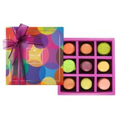 ◎出自比利時甜點大師的馬卡龍，|◎不只是甜點，更是外觀圓潤精緻的藝術品。|◎馬卡龍外酥內軟的多重層次，結合各式不同口味的內餡品牌:DivaLife品牌國家:台灣類型:巧克力種類:黑巧克力葷/素:奶蛋素