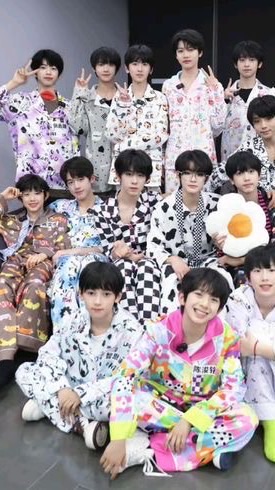 小四四的專屬粉絲群💗