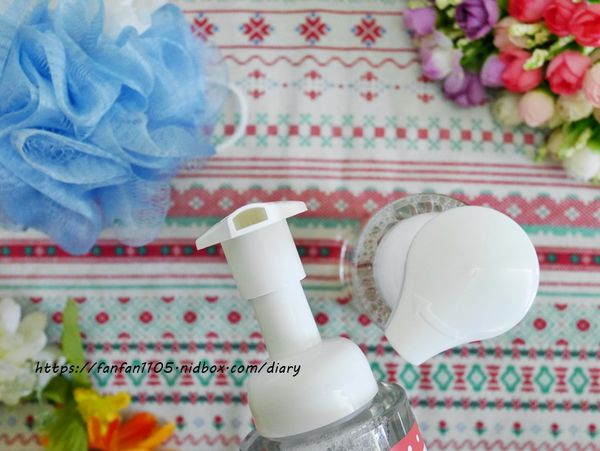 【獅子寶寶】大象愛玩水．沐浴慕斯 獅子洗頭．洗髮慕斯 #金盞花 #低敏配方 #女性用品-私密淨柔濕巾 讓孩子擁有安心又開心的沐浴時光 (3).JPG