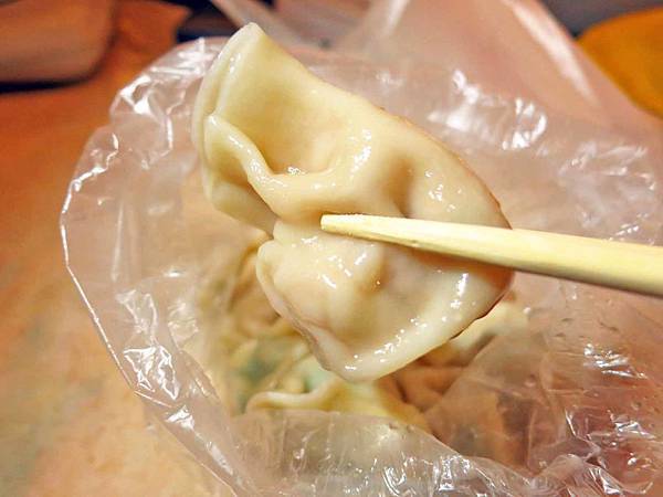 【台中美食】郭家水餃-1顆只要2.5元的超便宜水餃店 【台中美食】郭家水餃-1顆只要2.5元的超便宜水餃店