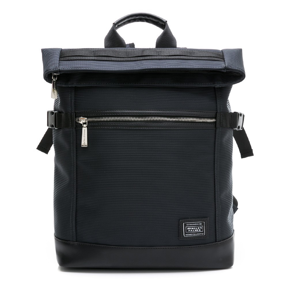 1.可收納A4文件夾2.前置拉鍊袋(卡片格位*5/插袋/筆袋/鑰匙掛勾)3.後置直式拉鍊袋(一邊為收納袋一邊通主袋)4.內部插袋*2/拉鍊內袋5.內部兩側水瓶、雨傘鬆緊收納袋6.專屬筆電及平板緩衝墊夾